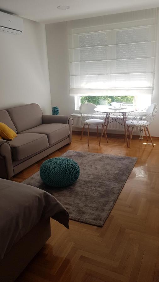 S & F Zagreb Apartman Eksteriør bilde