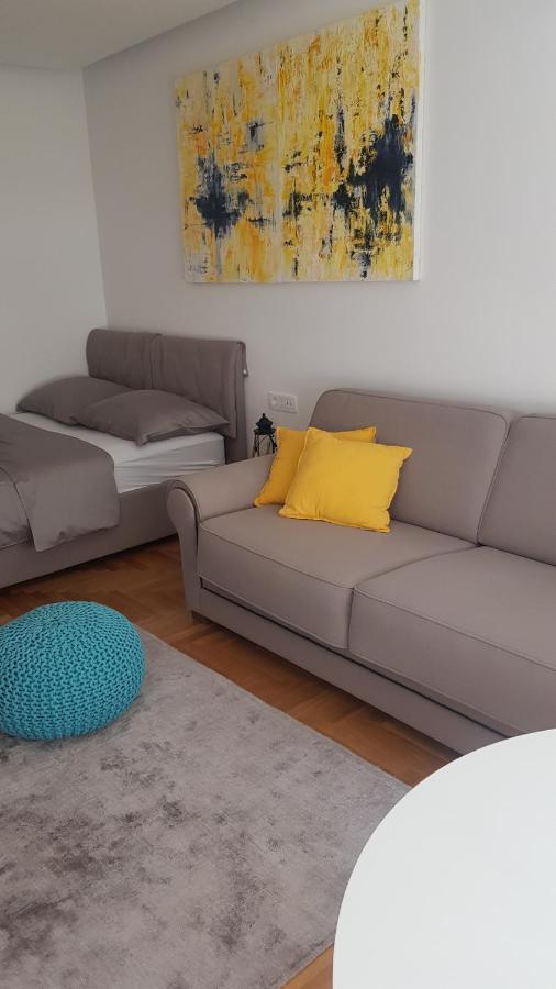 S & F Zagreb Apartman Eksteriør bilde
