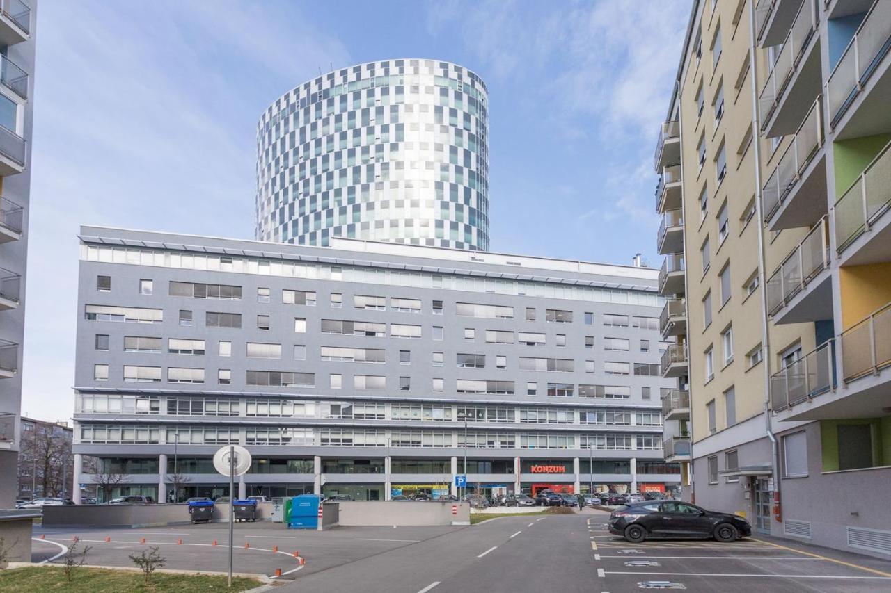 S & F Zagreb Apartman Eksteriør bilde